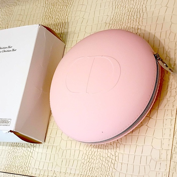 New DIOR GWP Silicone Trousse Glow Pouch Makeup/Coin/Headphone Bag. - Picture 5 of 10